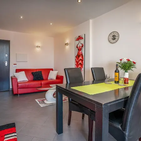 Carpe Diem Apartment